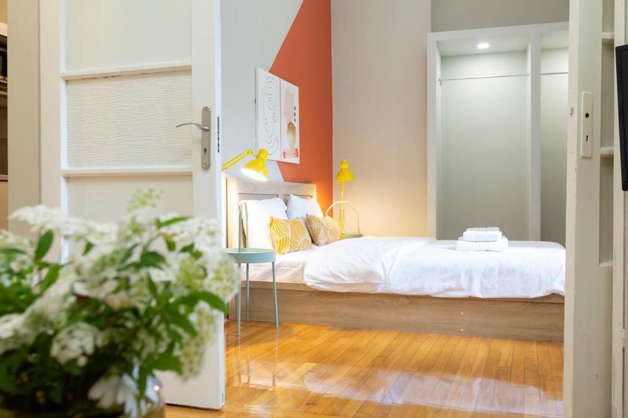 Acropolis Apartments เอเธนส์ ภายนอก รูปภาพ