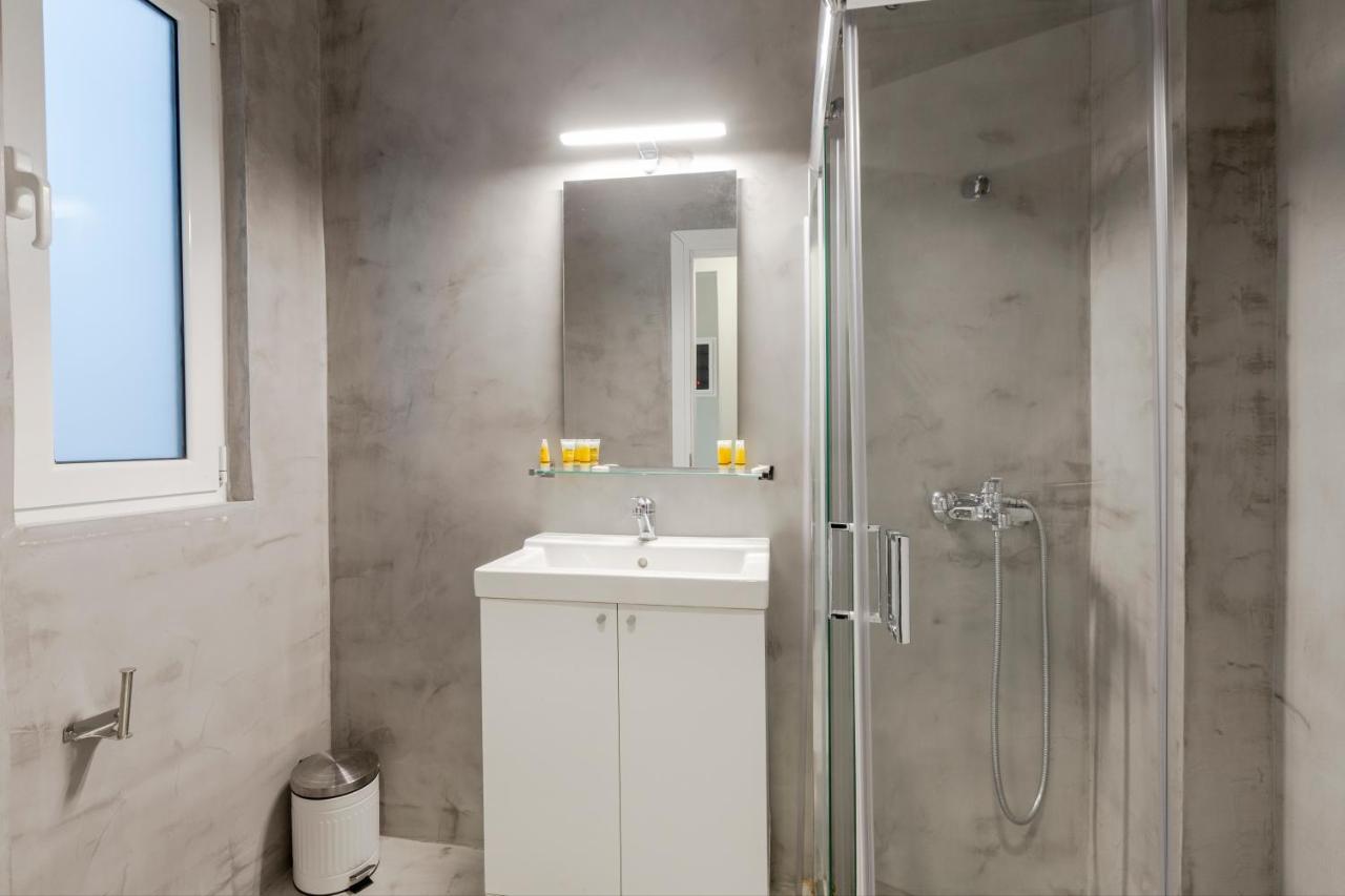 Acropolis Apartments เอเธนส์ ภายนอก รูปภาพ